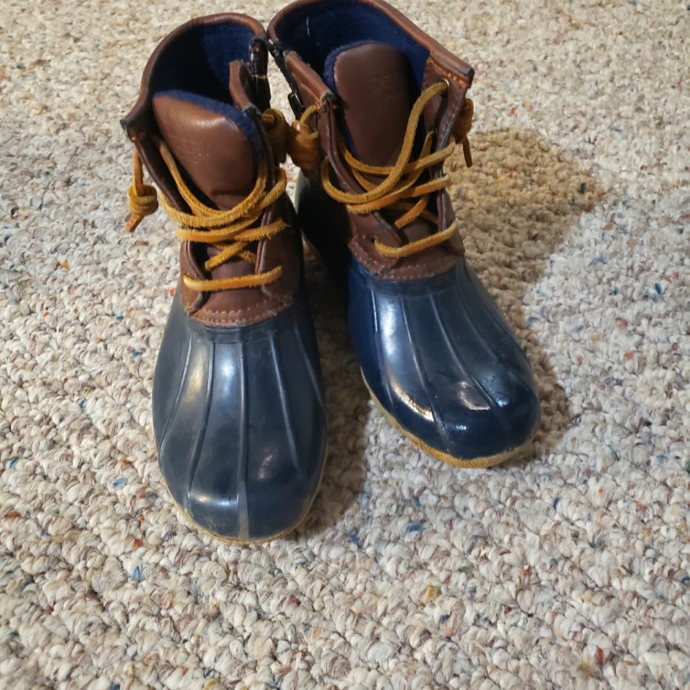 Sperry duck boots girls